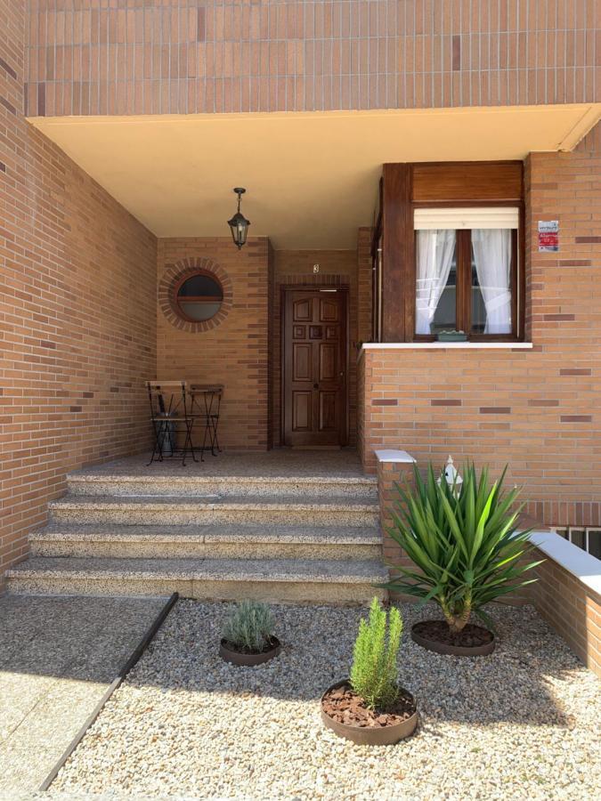 Chalet En Laredo Cerca De La Playa. Villa Esterno foto